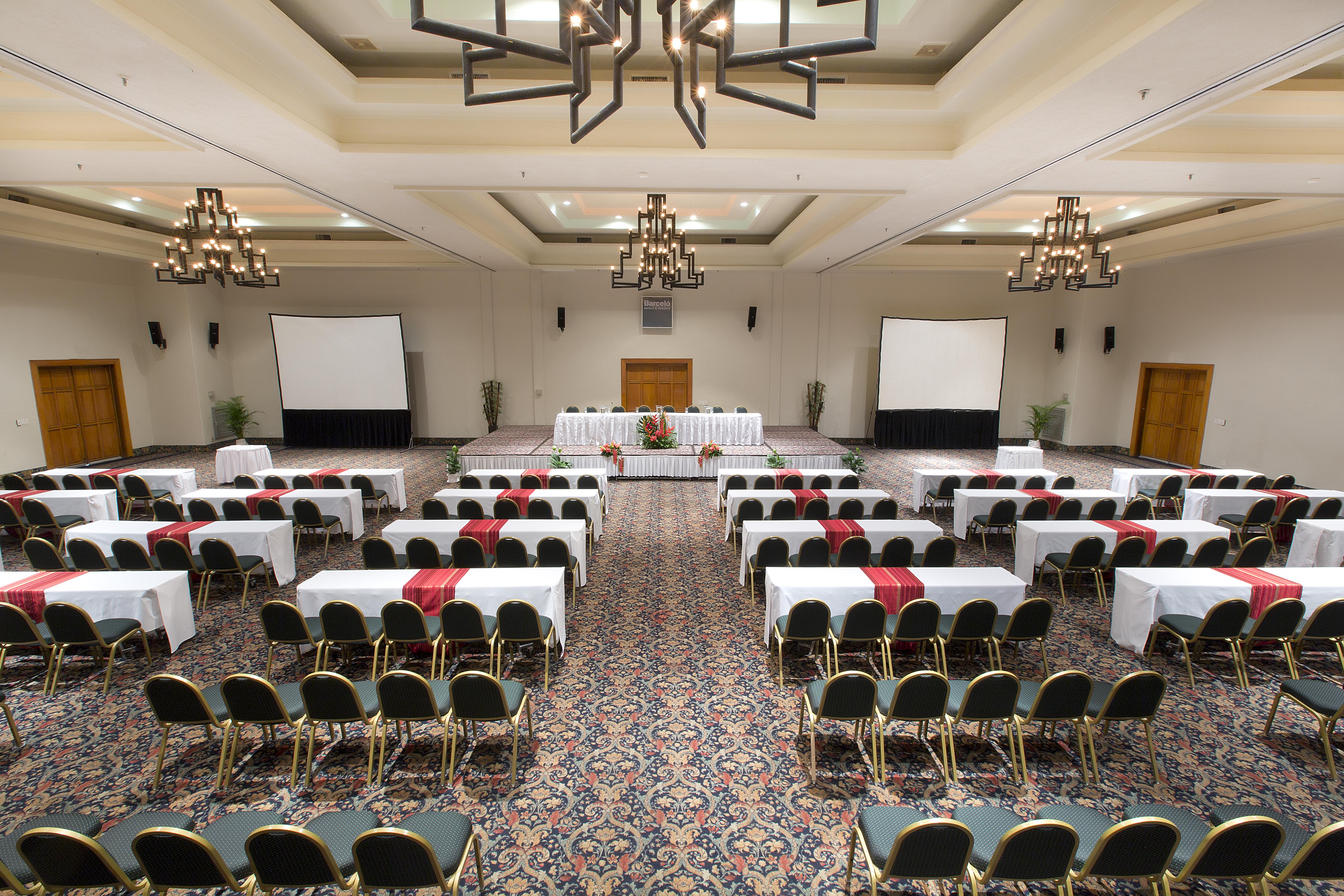 Barcelo Karmina Hotel Манзанило Екстериор снимка The ballroom at the hotel