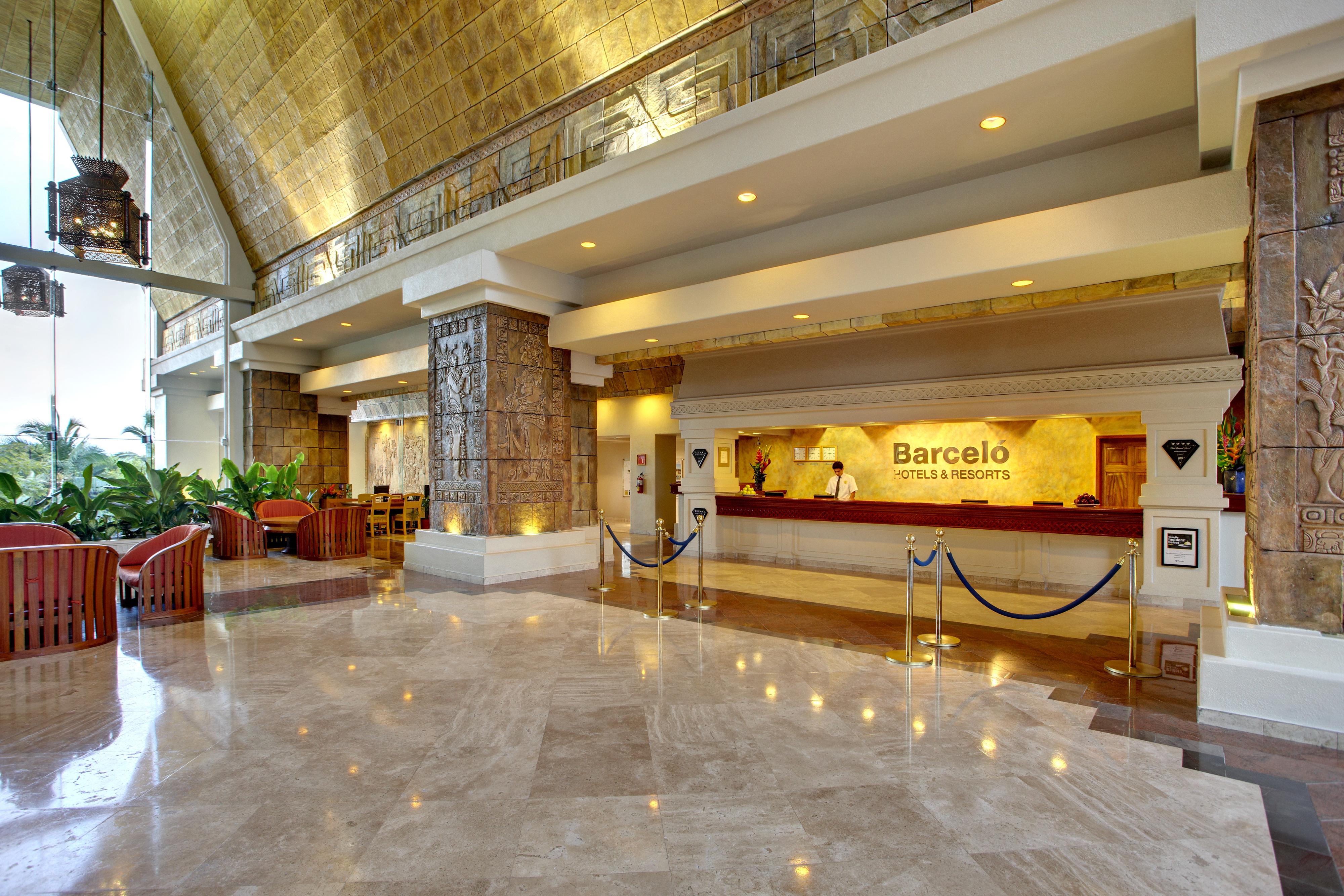 Barcelo Karmina Hotel Манзанило Екстериор снимка Lobby