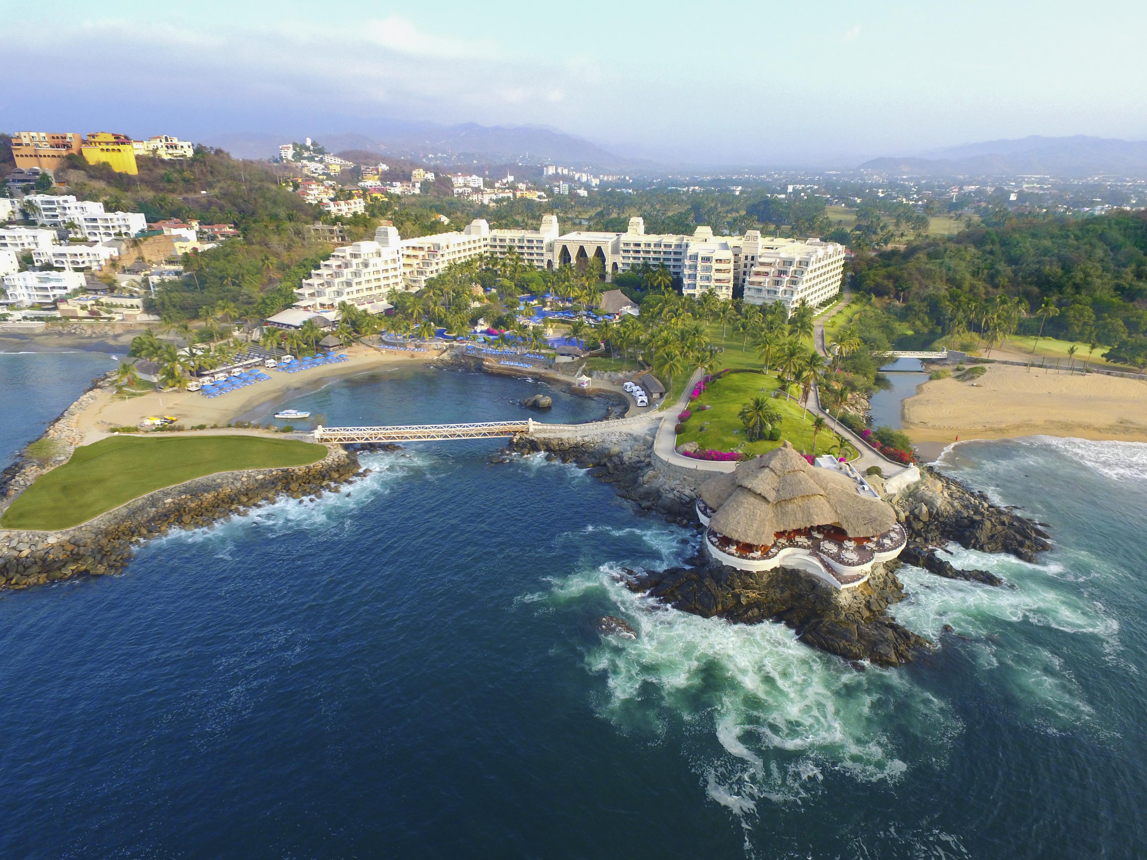 Barcelo Karmina Hotel Манзанило Екстериор снимка Aerial view of Puerto Vallarta